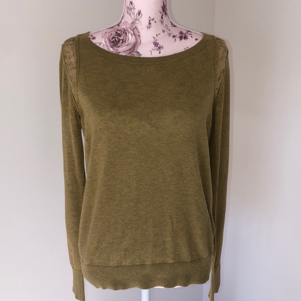 green banana republic sweater.